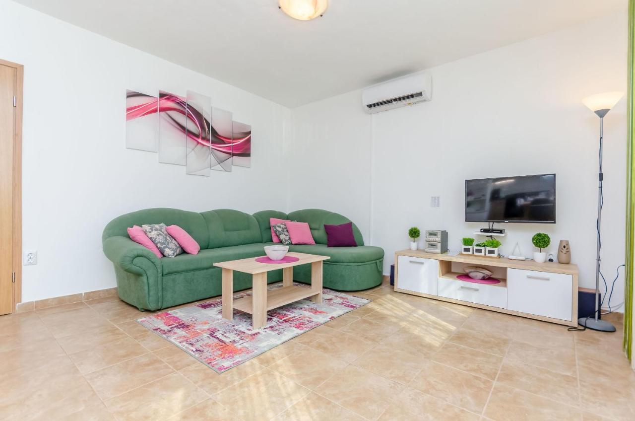 Apartment Snjezana Marina Zewnętrze zdjęcie