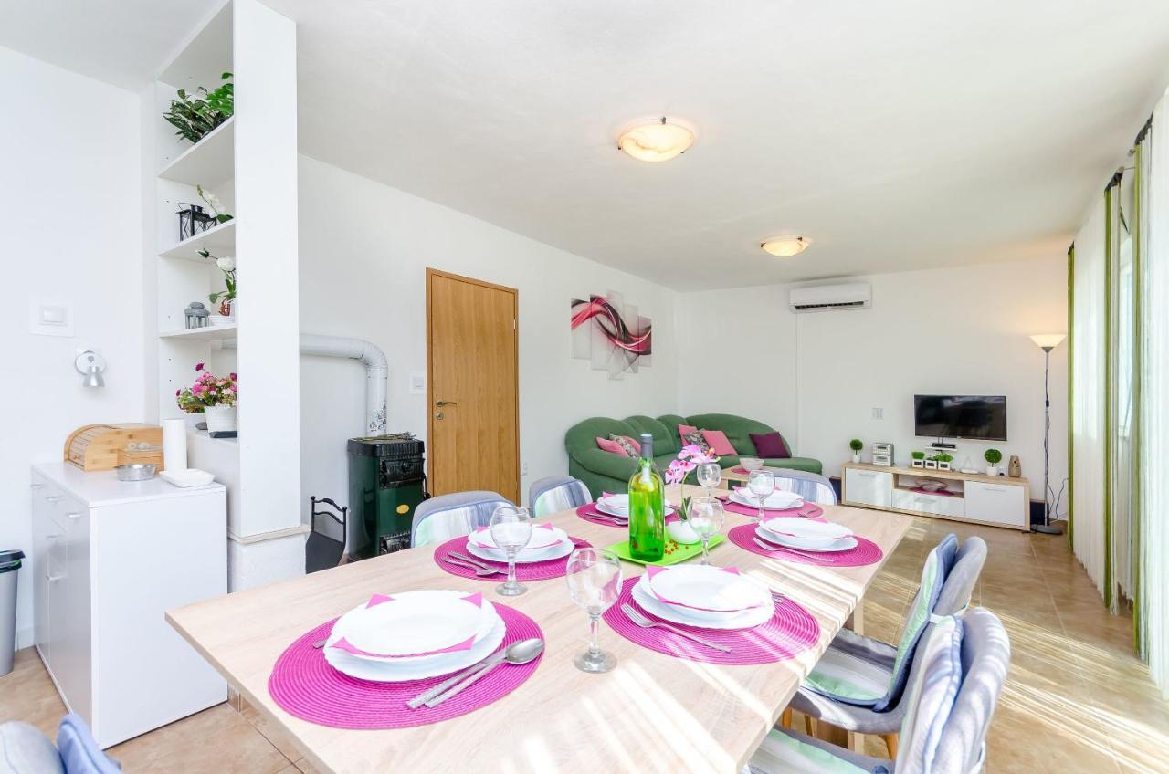 Apartment Snjezana Marina Zewnętrze zdjęcie