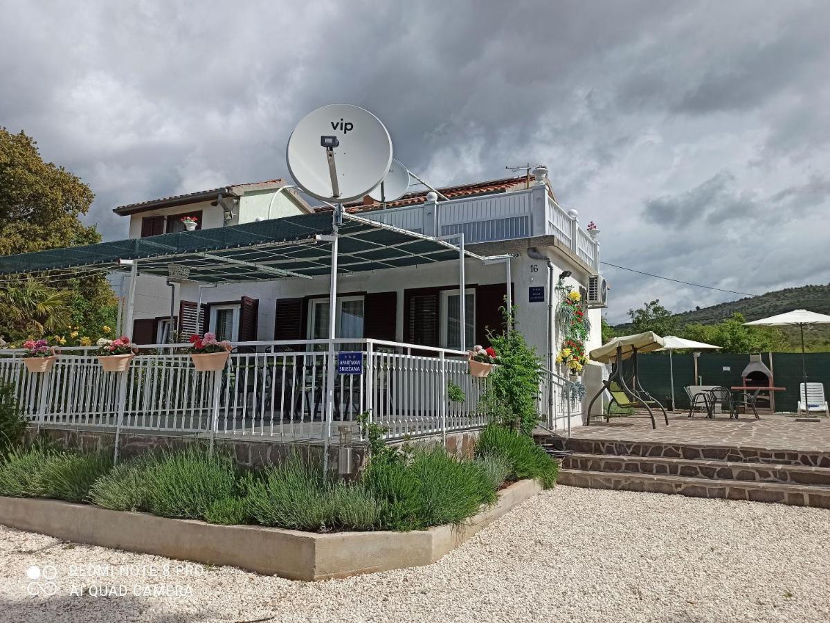Apartment Snjezana Marina Zewnętrze zdjęcie